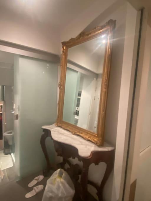 Large Studio Flat In Kensington London Eksteriør bilde