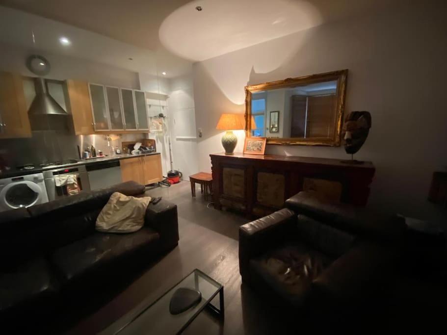 Large Studio Flat In Kensington London Eksteriør bilde