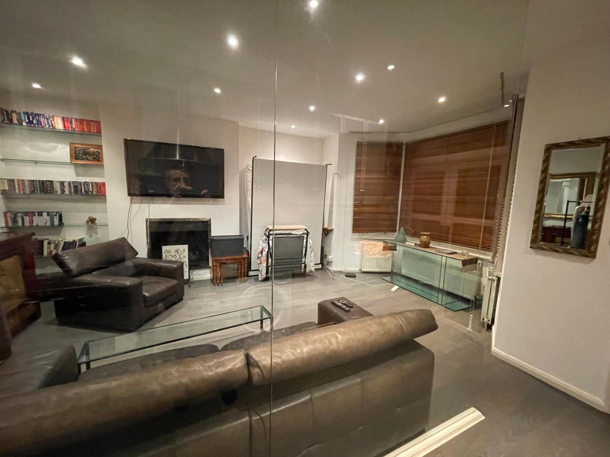 Large Studio Flat In Kensington London Eksteriør bilde
